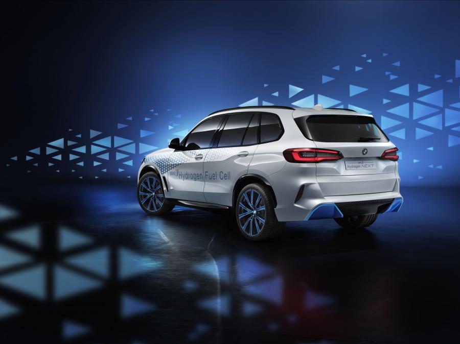  BMW i Hydrogen NEXT (G05) 2019 года  (фото 2 из 13)